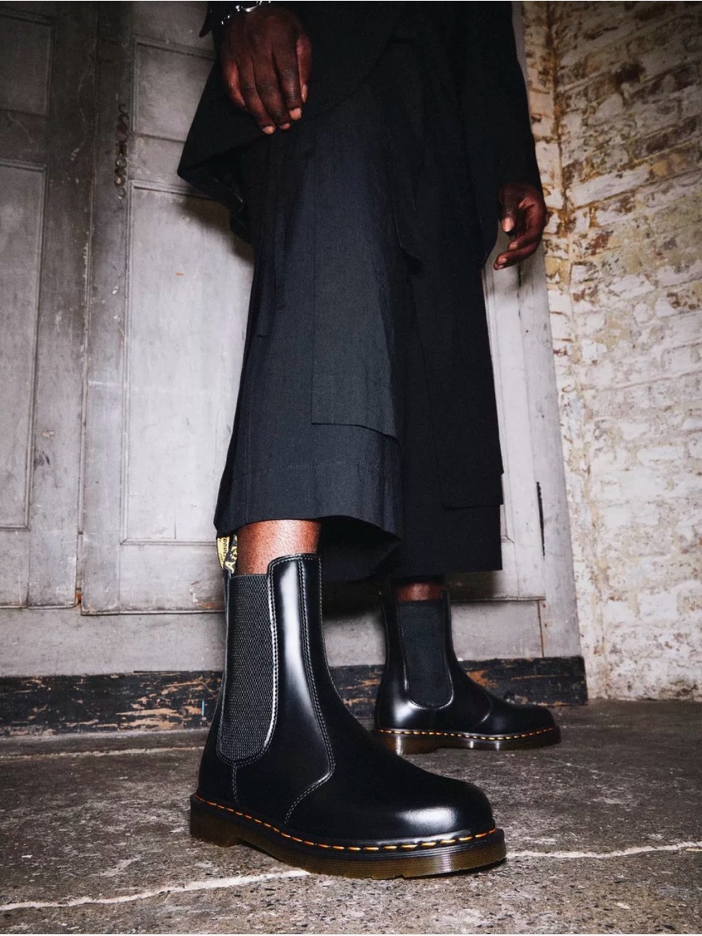 Dr. Martens Women’s Black 2976 Hi Chelsea Ankle Boots